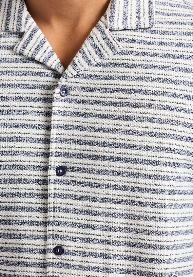 Koddy Men's Short-Sleeve Striped Jersey Button-Up Relaxed Fit Shirt, Midnight Blue - BM24599