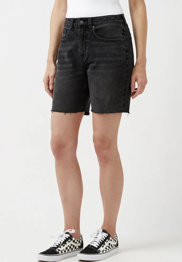 Maggie Whiskered Black Vintage Mom Shorts - BL15920